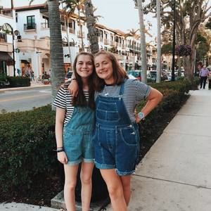 Meet your Posher, Caroline